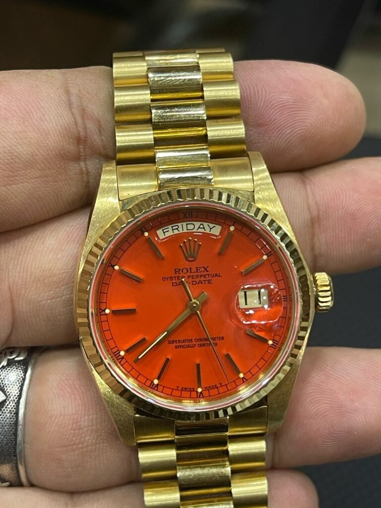 رولكس داي ديت ذهب