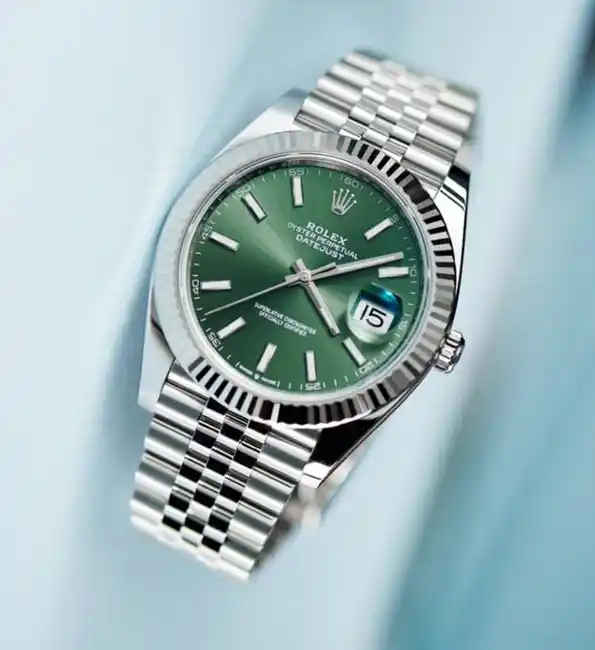 أفضل محلات شراء الساعات في ليبيا لعام 2026