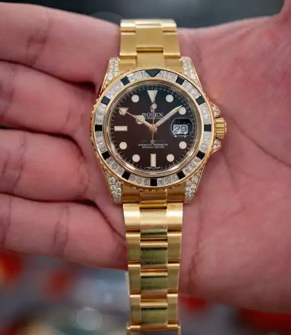 كم سعر بيع رولكس المستعملة