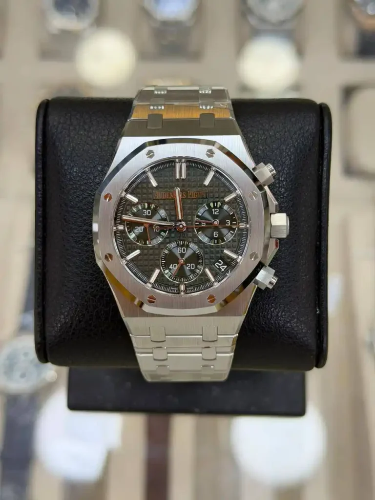 هل أوديمار بيغيه هي رولكس؟   